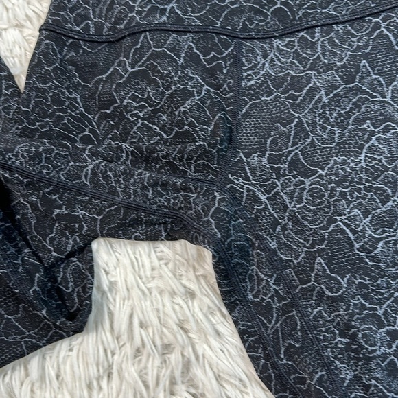 Lululemon Align Pant II (25") Lacescape Dark Cast Black - Picture 2 of 4